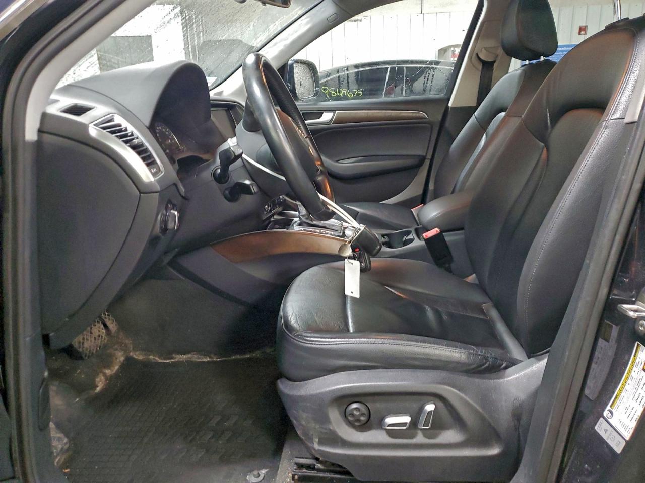 Audi Q5 Premium Image 12