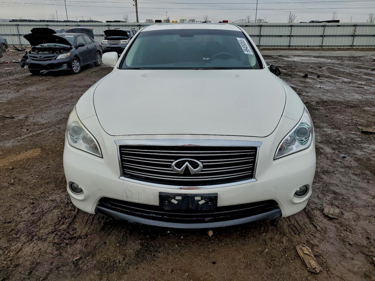 INFINITI M37 X Image 3