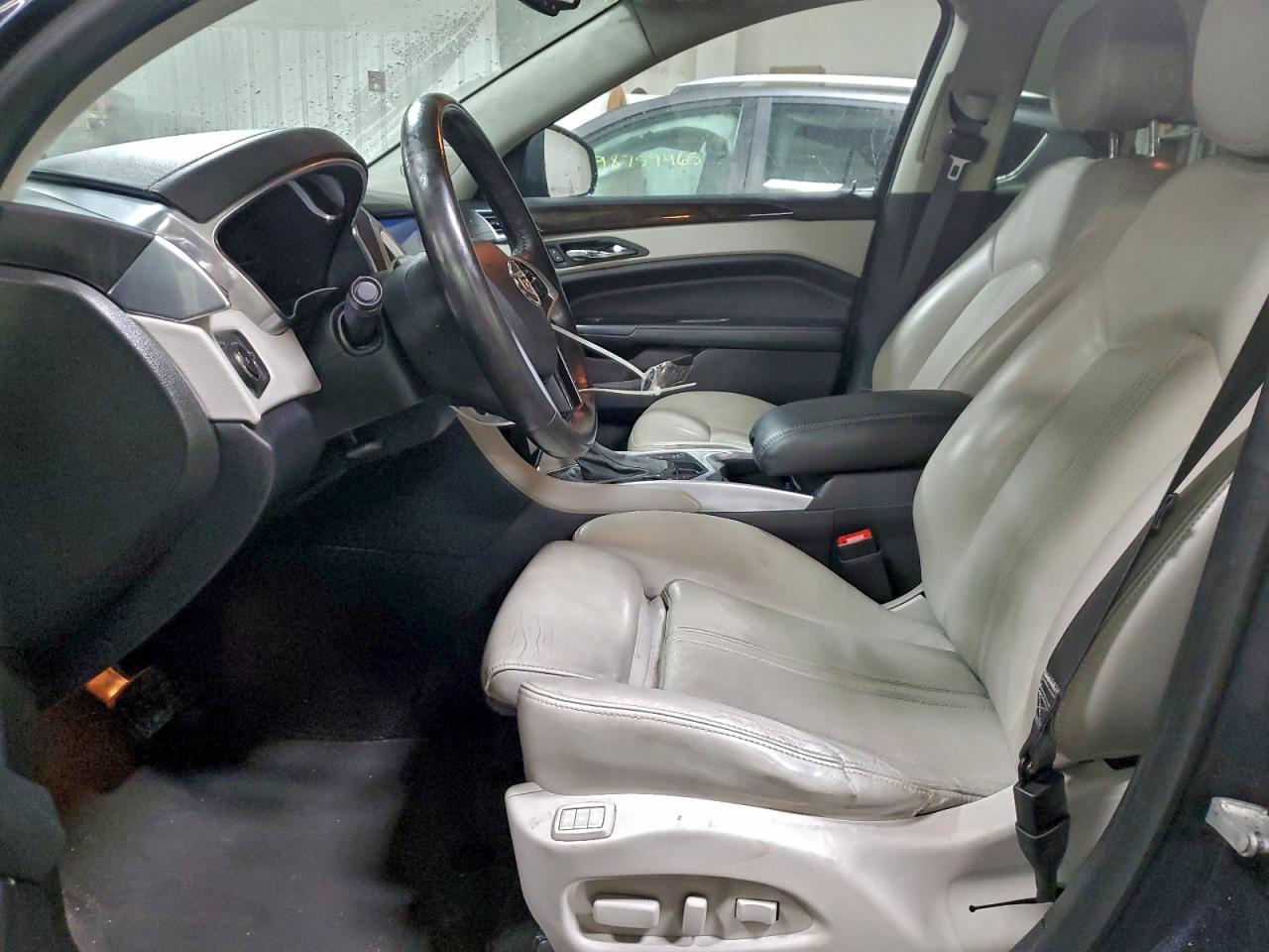 Cadillac SRX Performance Collection Image 12