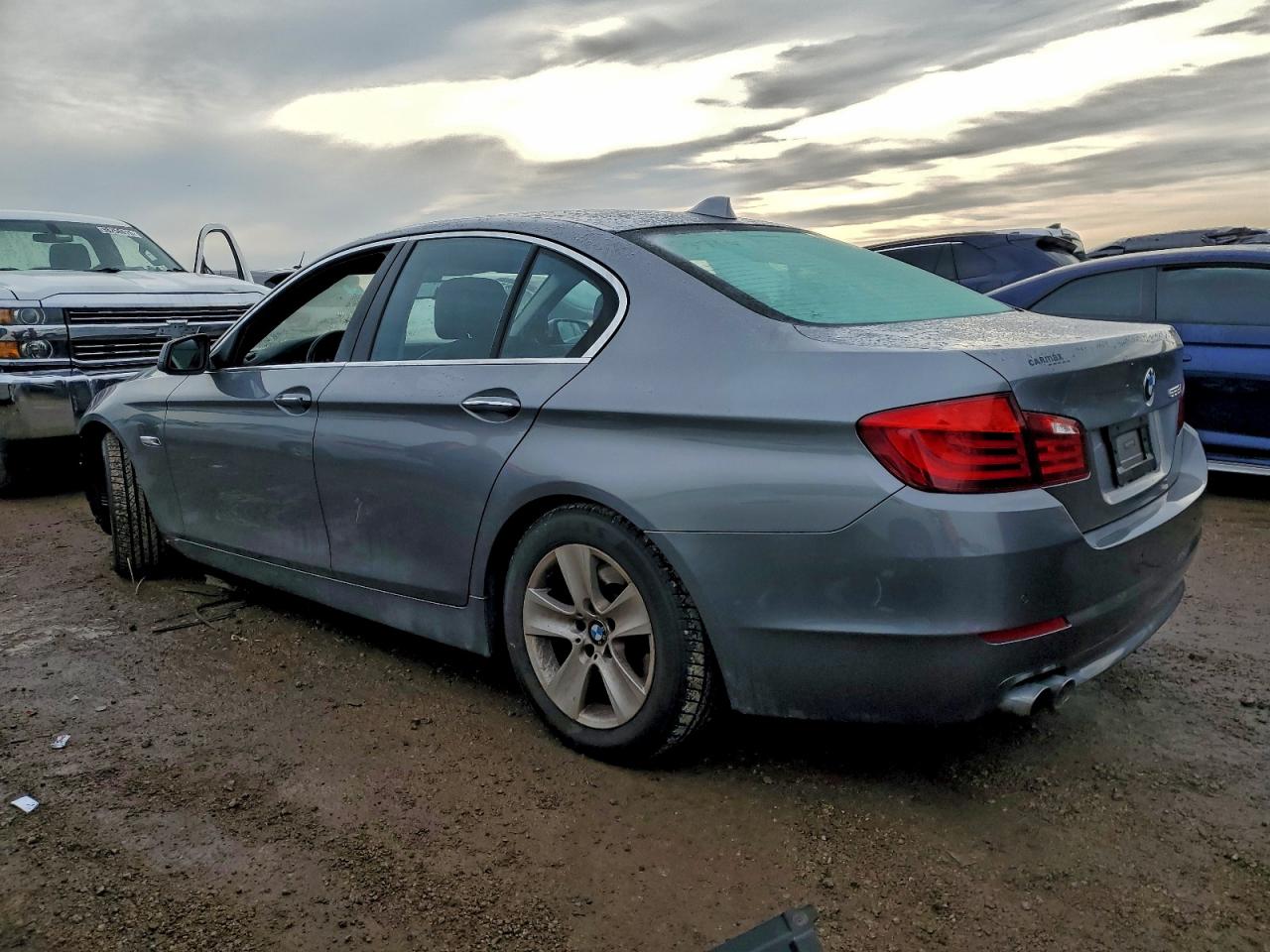 BMW 5 Series I Image 4