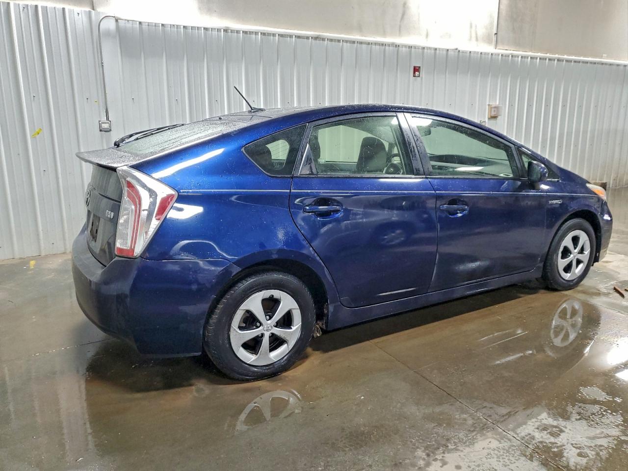 Toyota Prius Image 11