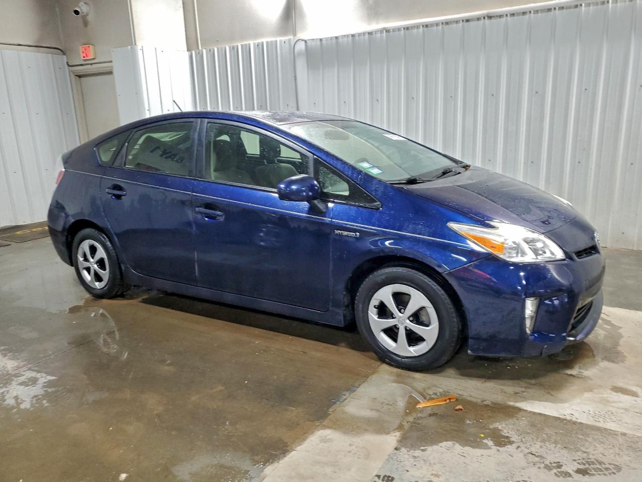 Toyota Prius Image 2