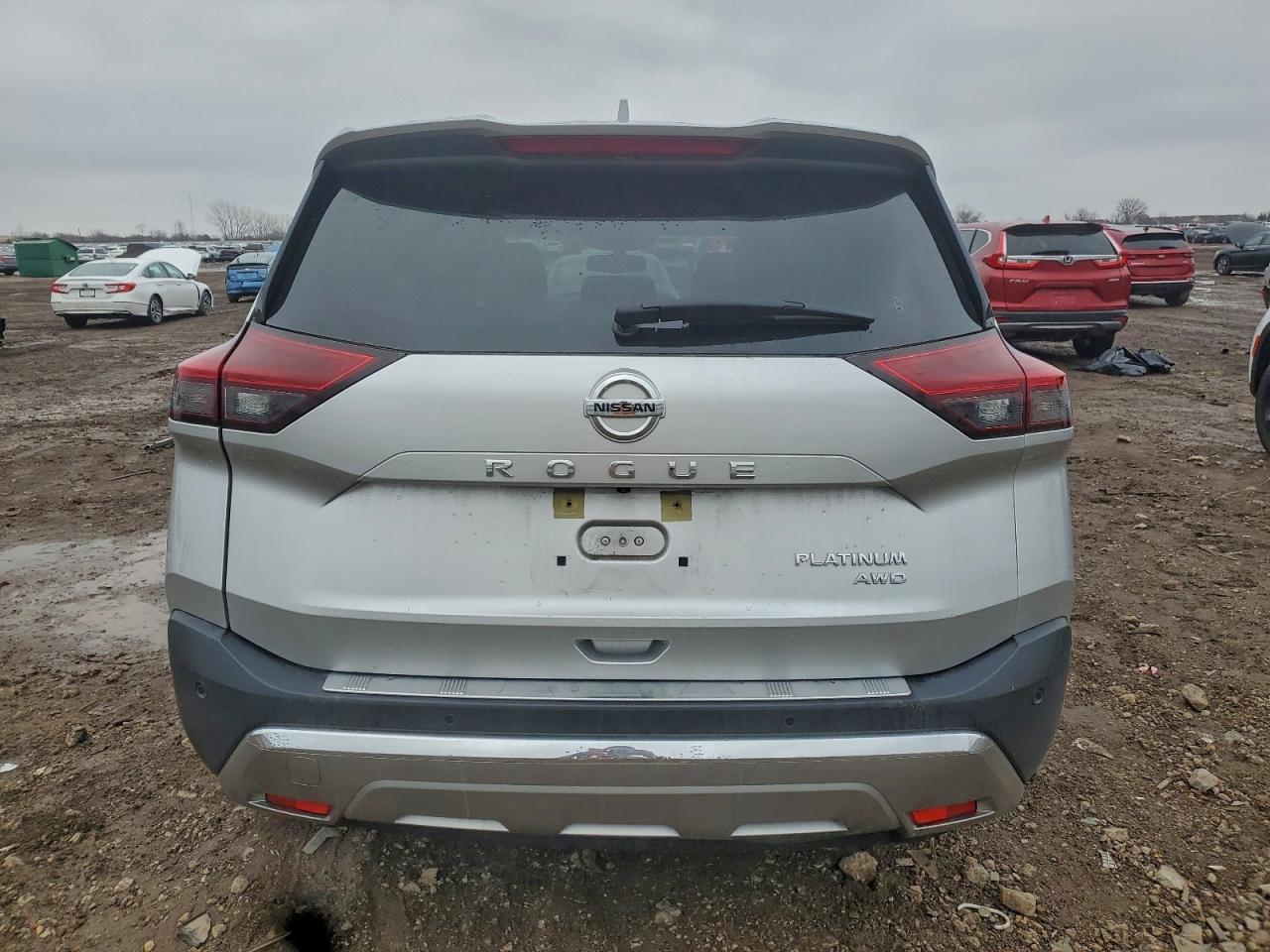 Nissan Rogue Platinum Image 9