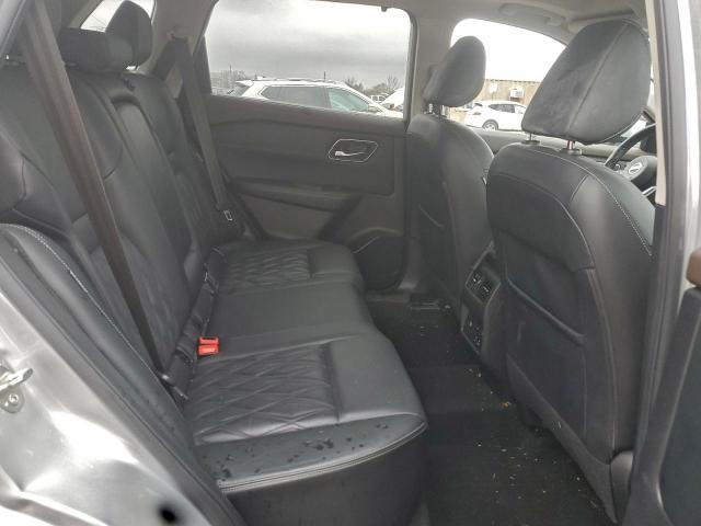 Nissan Rogue Platinum Image 12