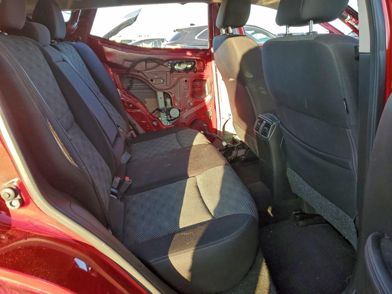 Nissan Rogue S Image 12