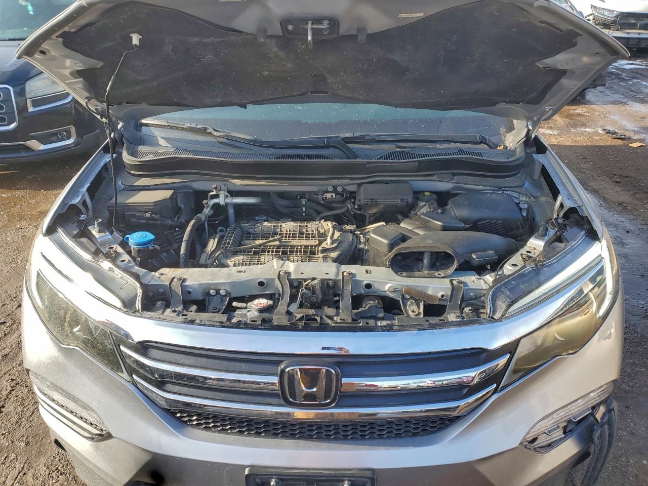 Honda Pilot Touring Image 9