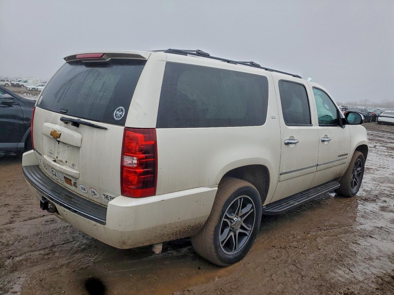 Chevrolet Suburban K1500 Ltz Image 8
