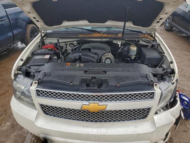 Chevrolet Suburban K1500 Ltz Image 7