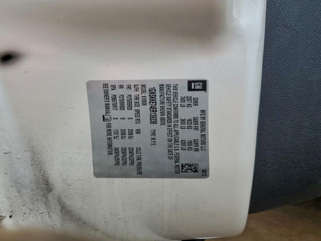 Chevrolet Suburban K1500 Ltz Image 12