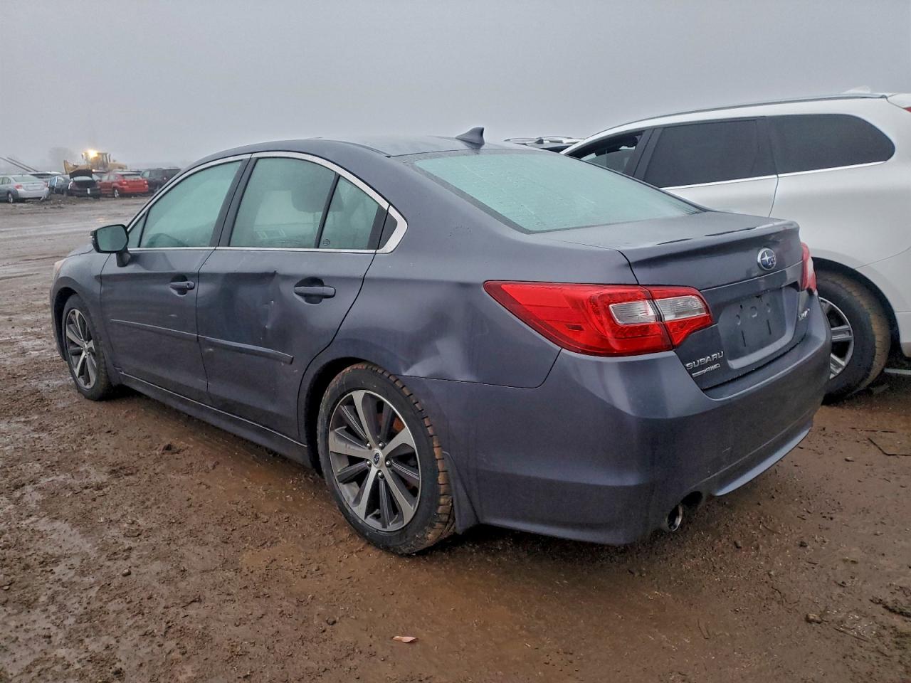 Subaru Legacy 2.5i Limited Image 5