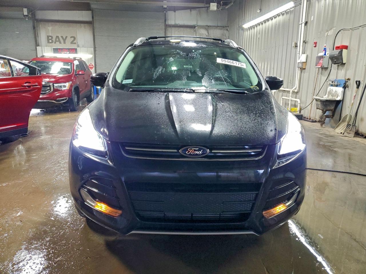 Ford Escape Titanium Image 4