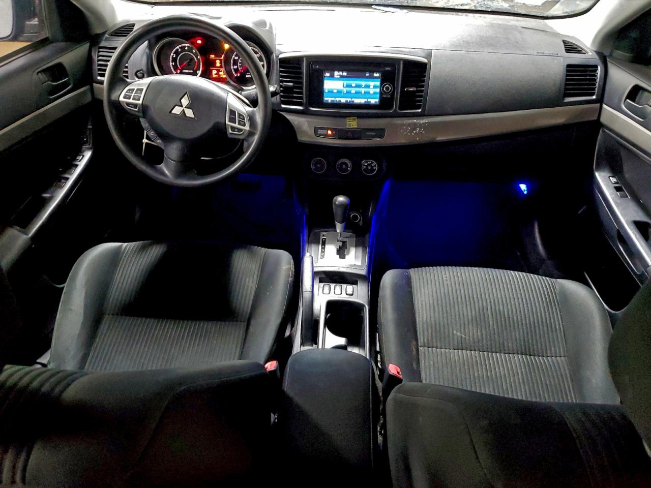 Mitsubishi Lancer Se Image 4