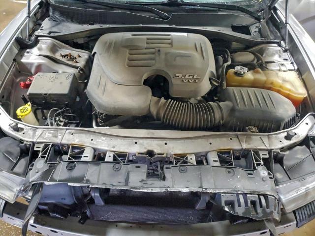 Dodge Charger Se Image 13