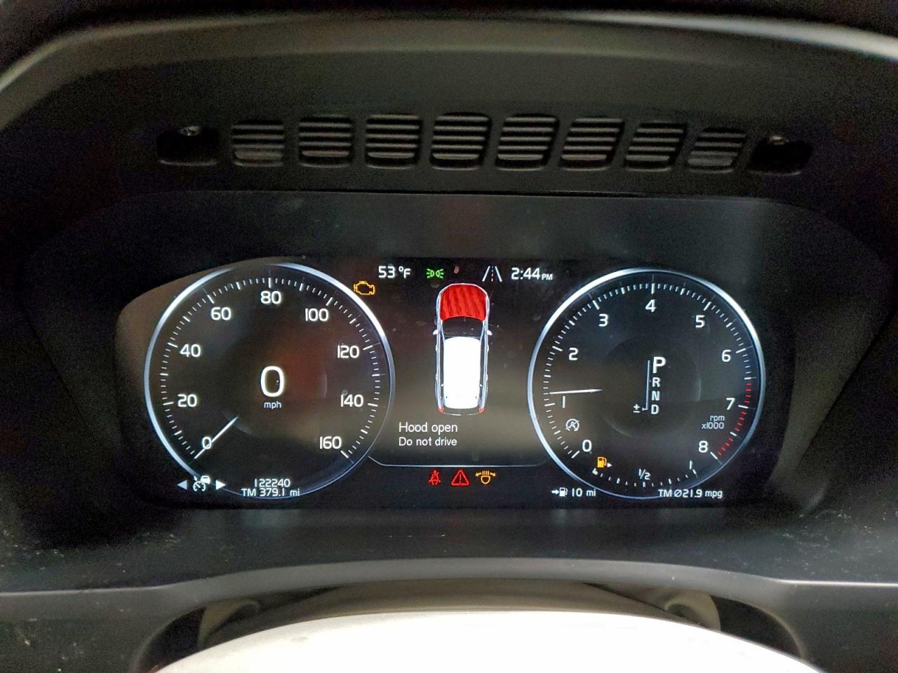 Volvo XC90 T6 Image 8