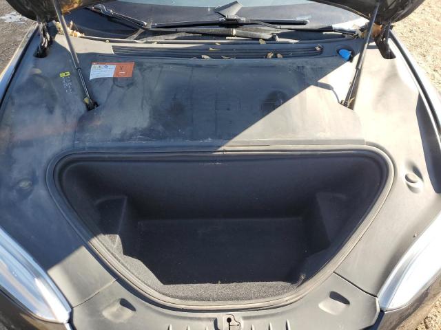 Tesla Model S Image 9
