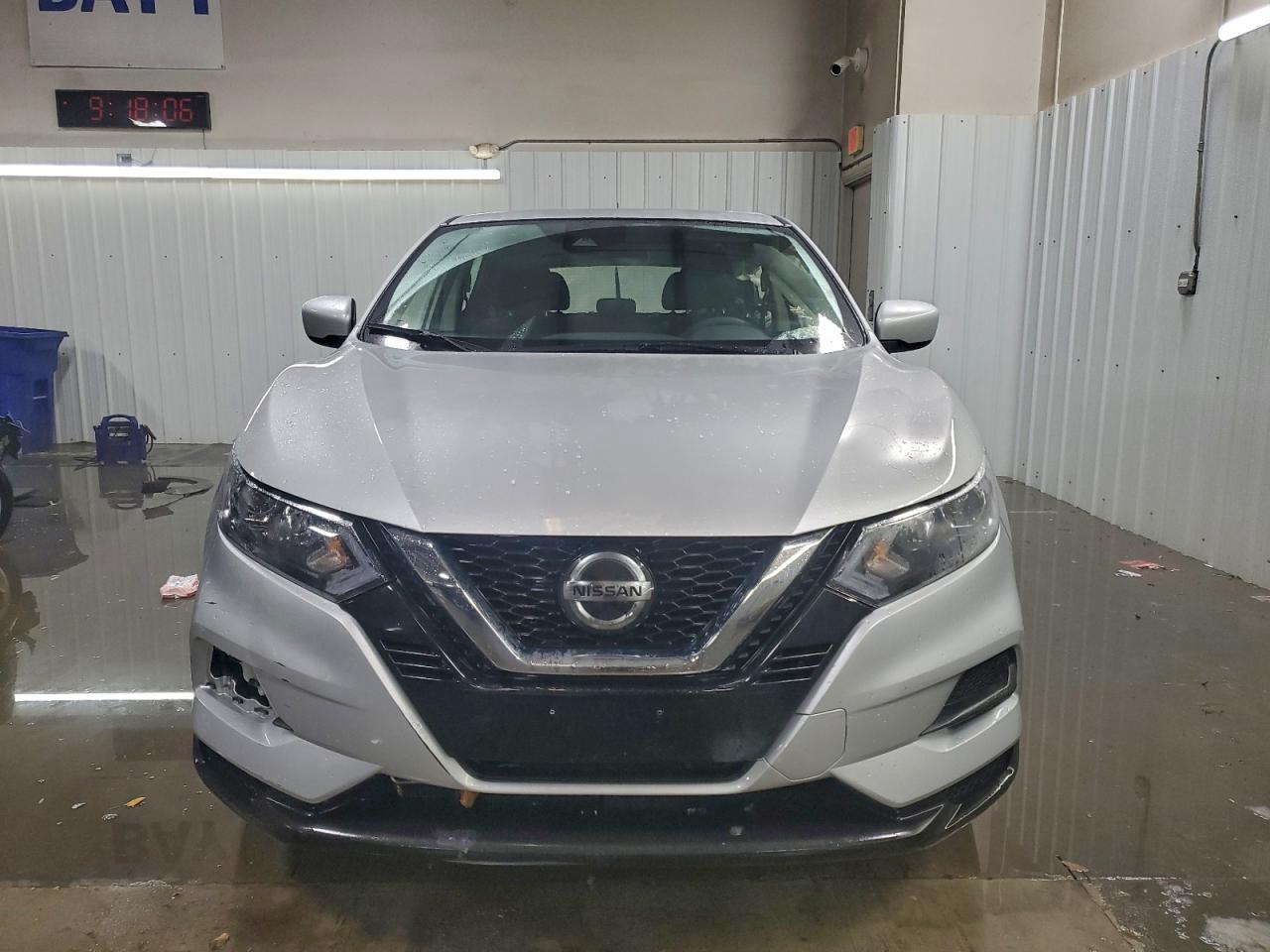 Nissan Rogue S Image 12