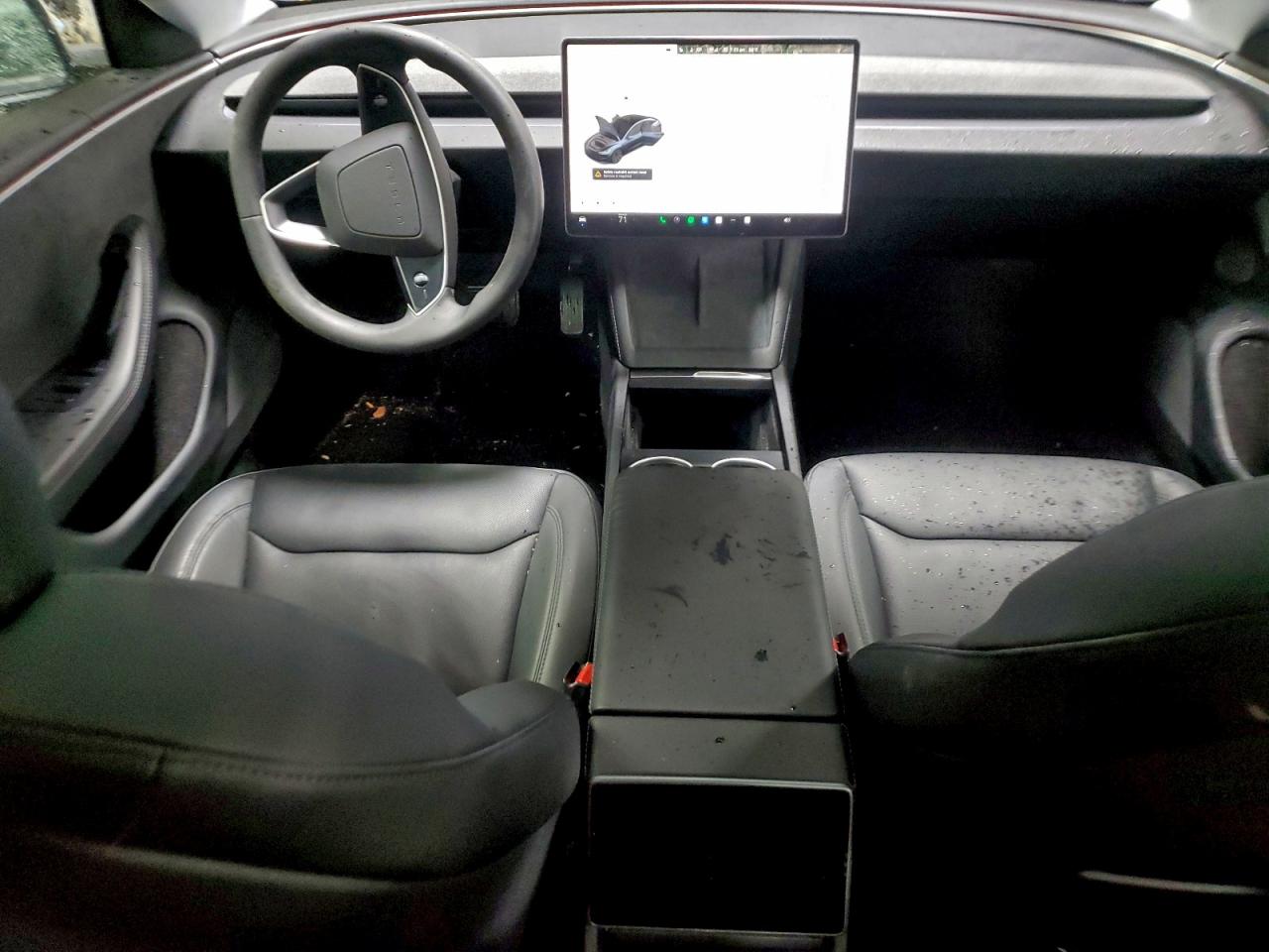 Tesla Model 3 Image 11