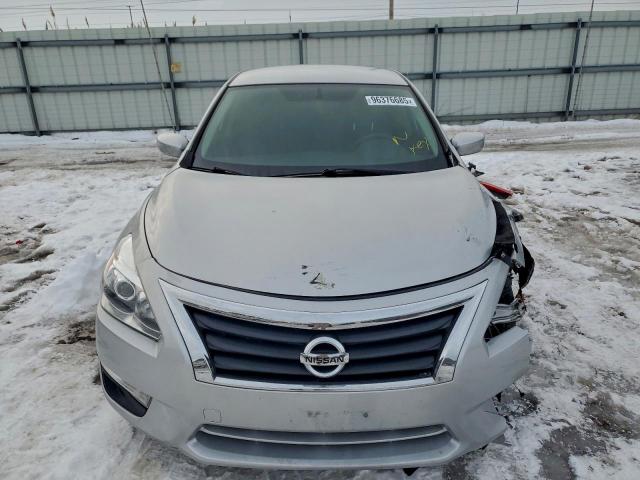 Nissan Altima 2.5 Image 3