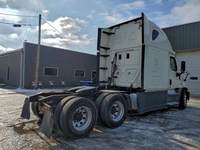 Freightliner Cascadia 1 Image 10