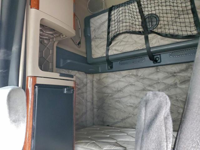 Freightliner Cascadia 1 Image 5