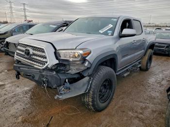  Salvage Toyota Tacoma