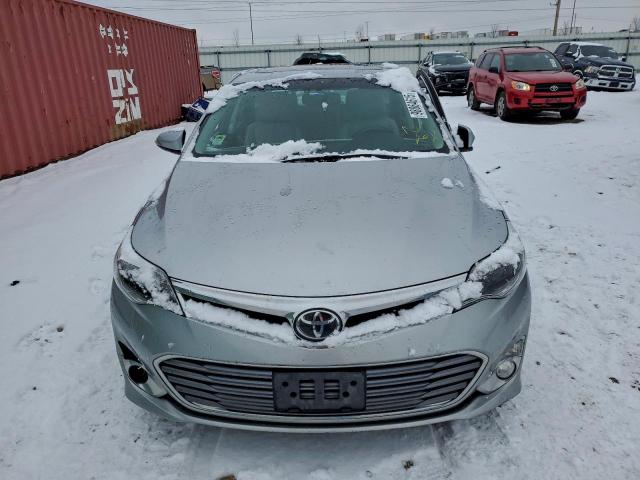 Toyota Avalon Xle Image 2