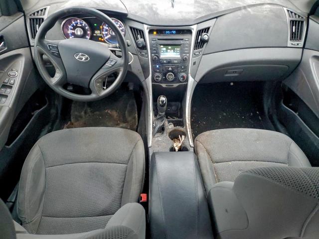 Hyundai SONATA Gls Image 12