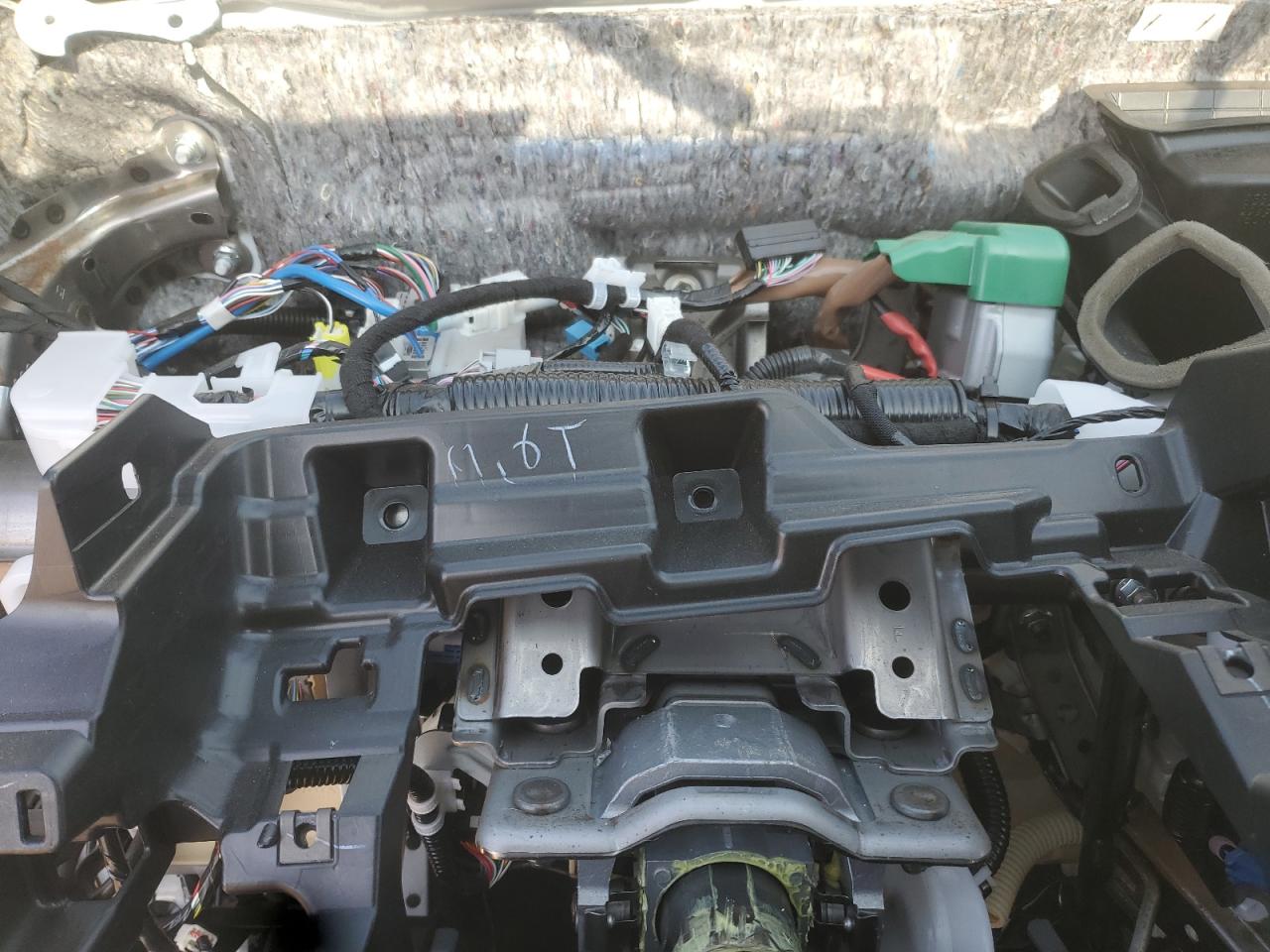 Lexus NX 200t Base Image 6