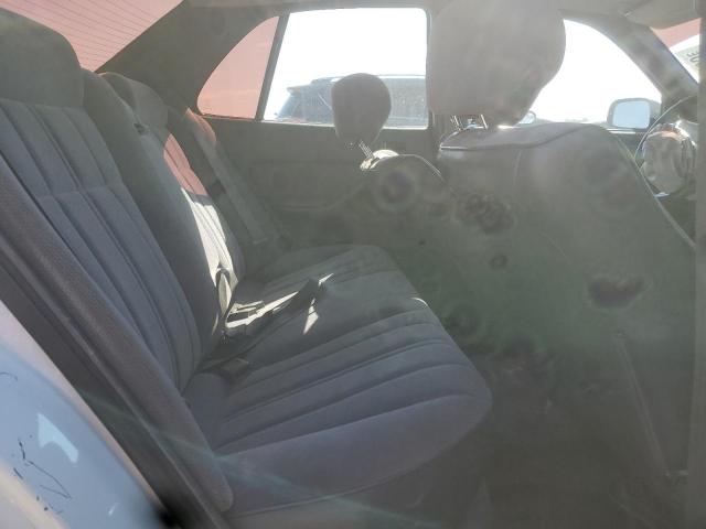 Toyota Camry Dlx Image 8