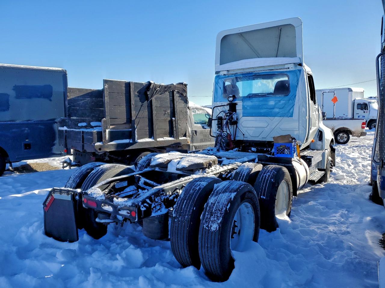 International Lt625 Image 5