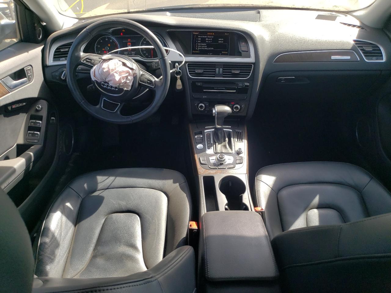 Audi A4 Premium Plus S-line Image 9
