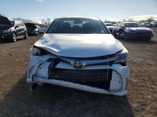 Toyota Avalon Xle Image 3