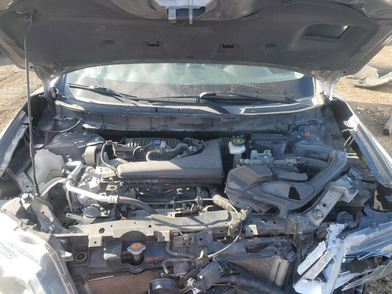 Nissan Rogue S Image 9