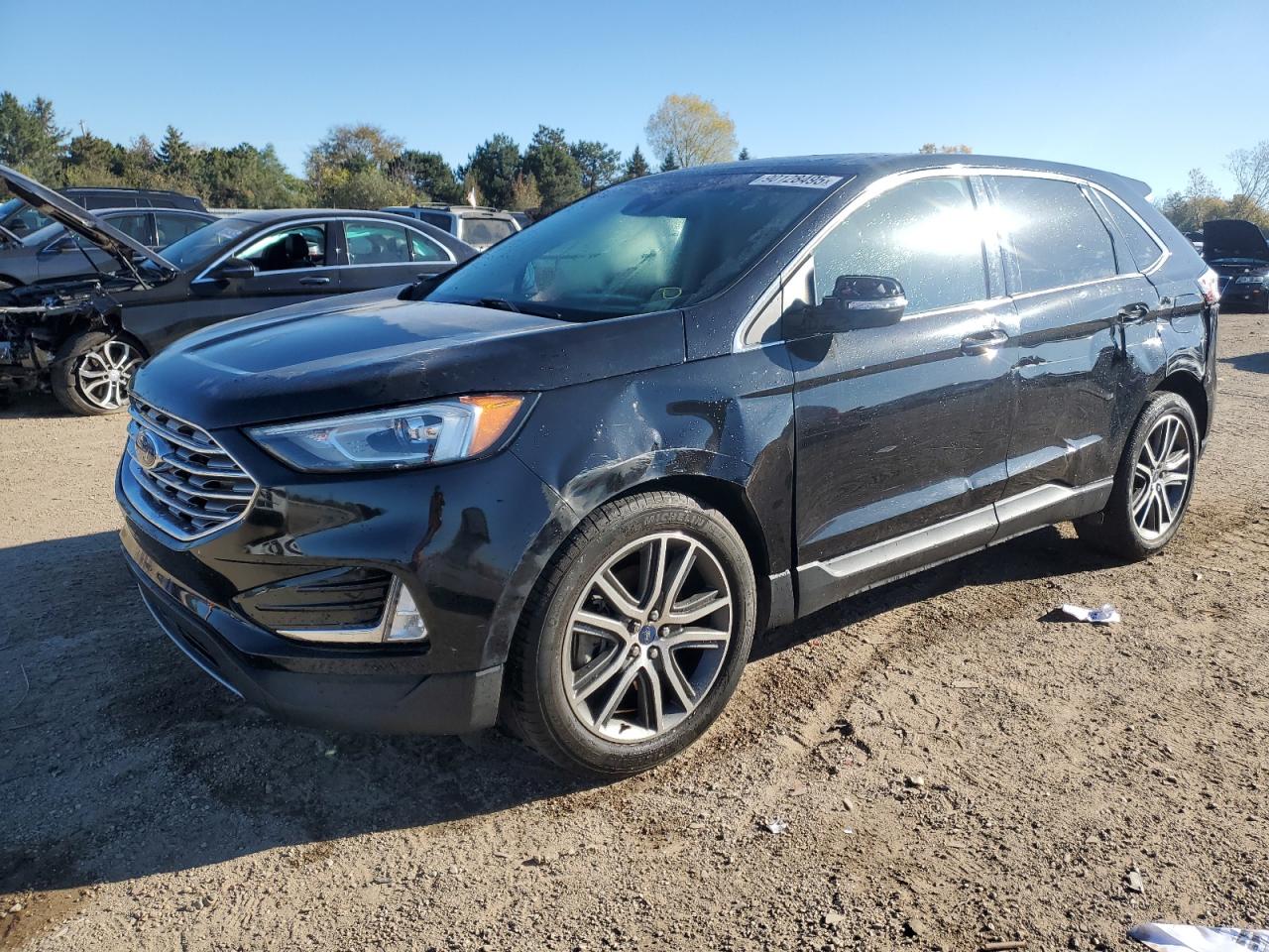 Ford Edge Titanium Image 1