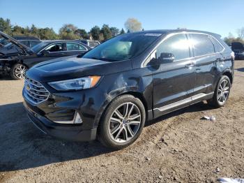  Salvage Ford Edge