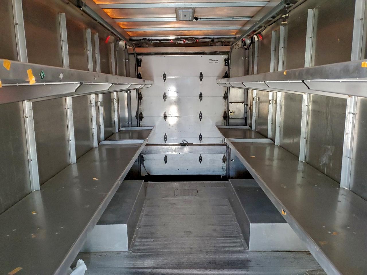 Freightliner Chassis M M Line Walk-in Van Image 13