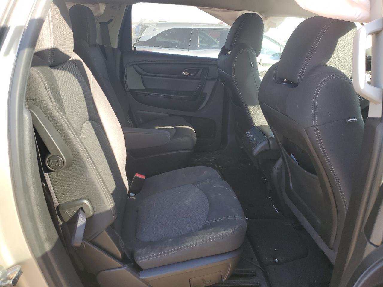 Chevrolet Traverse Lt Image 8