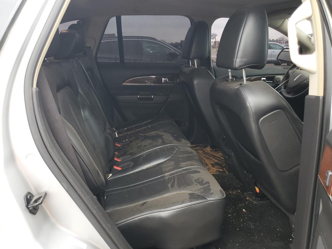 Lincoln MKX Image 10