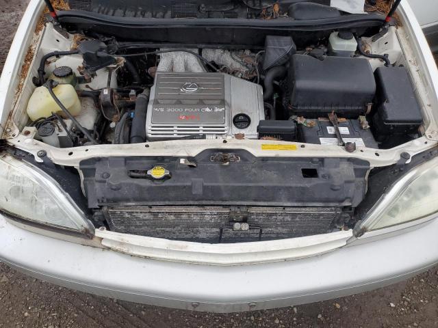 Lexus RX 300 Image 8