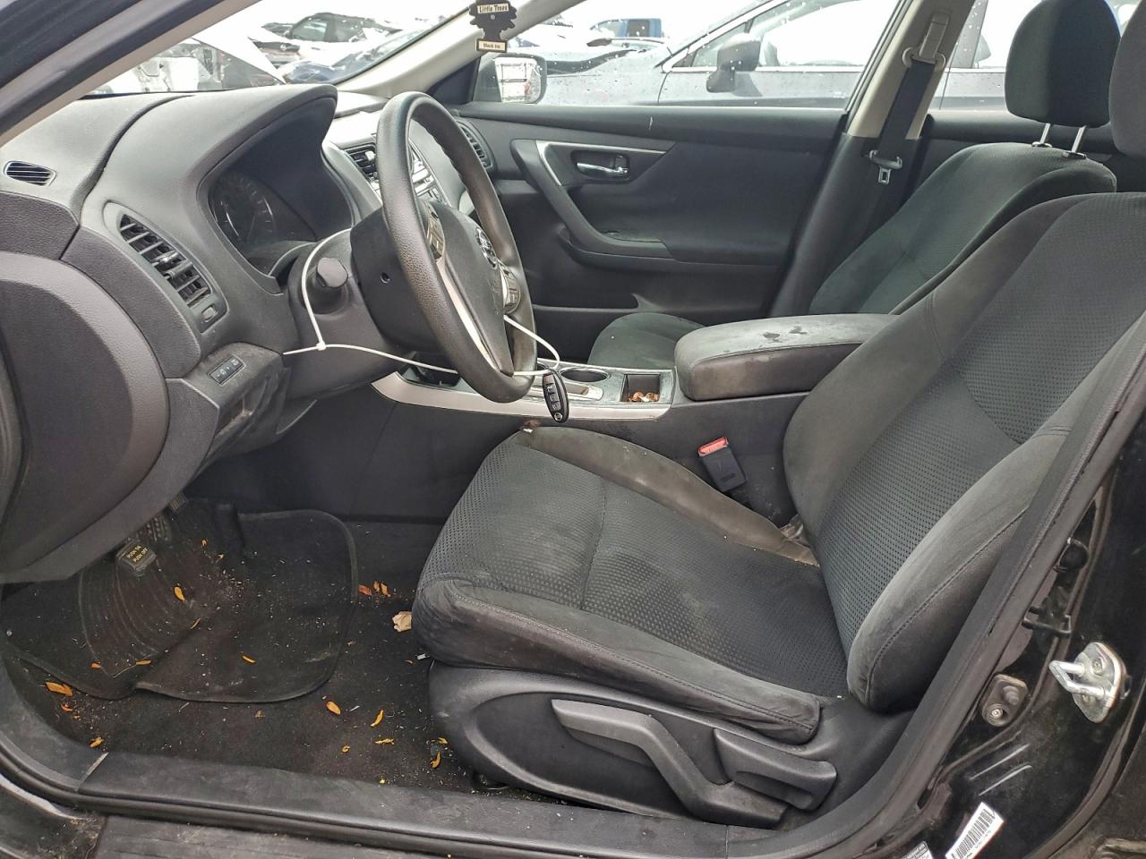 Nissan Altima 2.5 Image 11