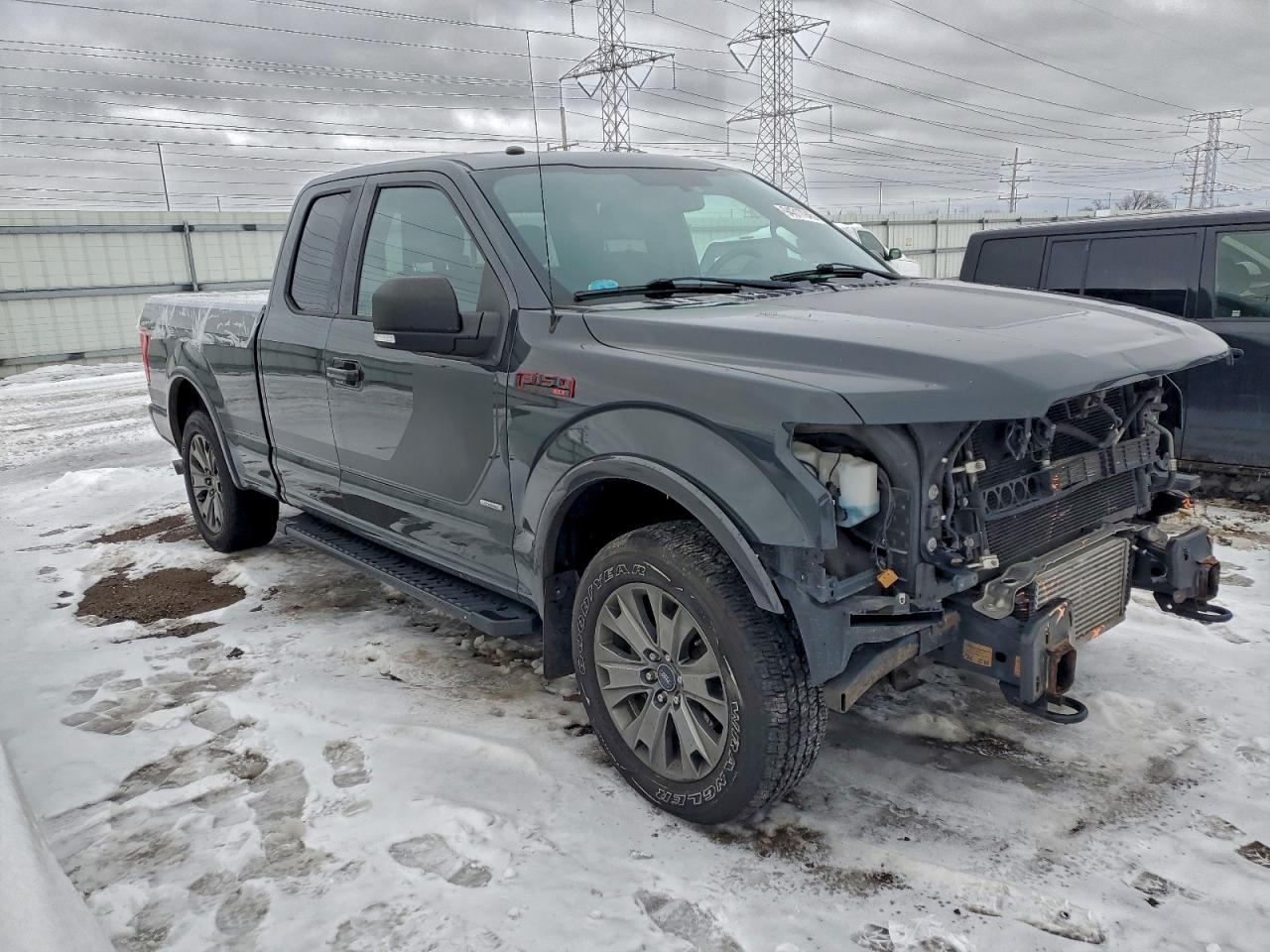 Ford F-150 Super Cab Image 4