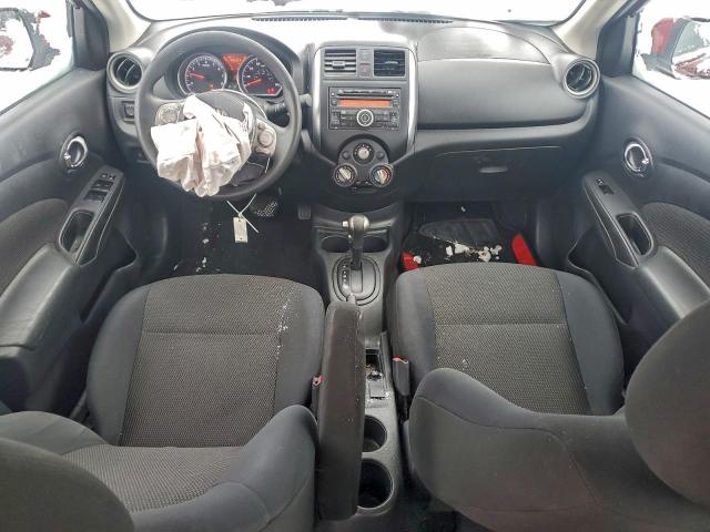 Nissan Versa S Image 9