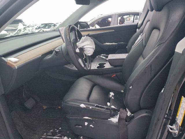 Tesla Model Y Image 8