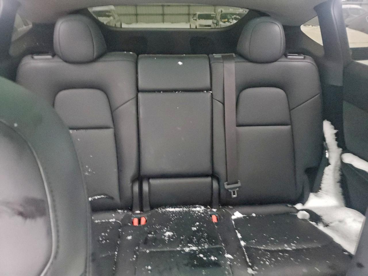 Tesla Model Y Image 11