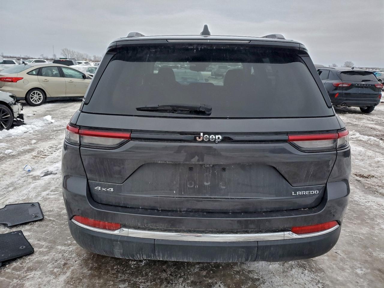 Jeep Grand Cherokee Laredo Image 4