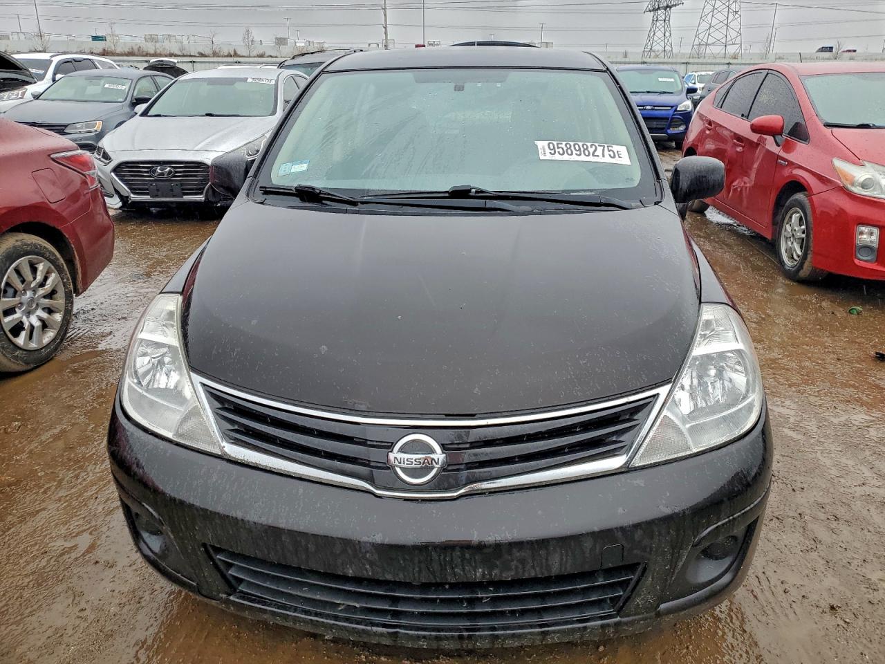 Nissan Versa S Image 3