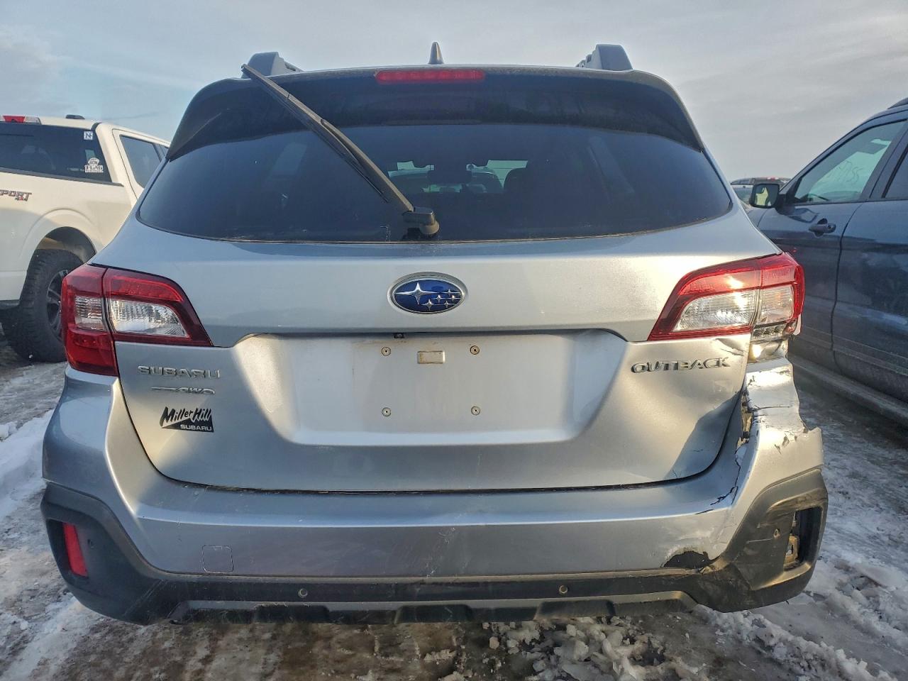 Subaru Outback 2.5i Limited Image 7