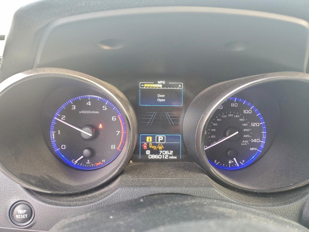 Subaru Outback 2.5i Limited Image 10