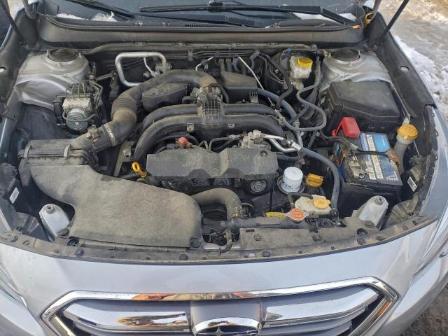 Subaru Outback 2.5i Limited Image 11