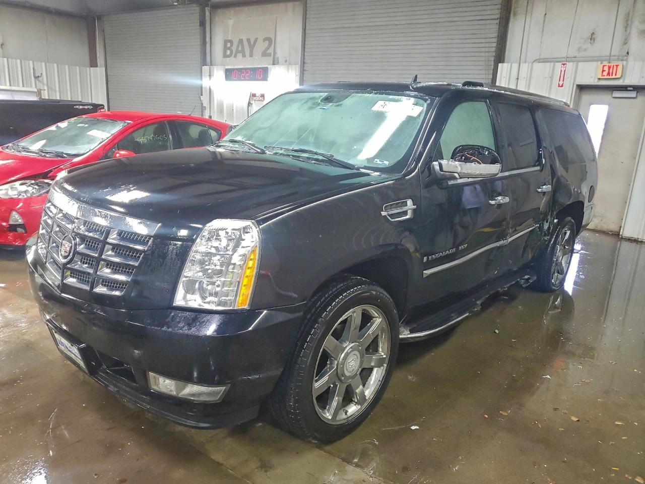 Cadillac Escalade Esv Image 1